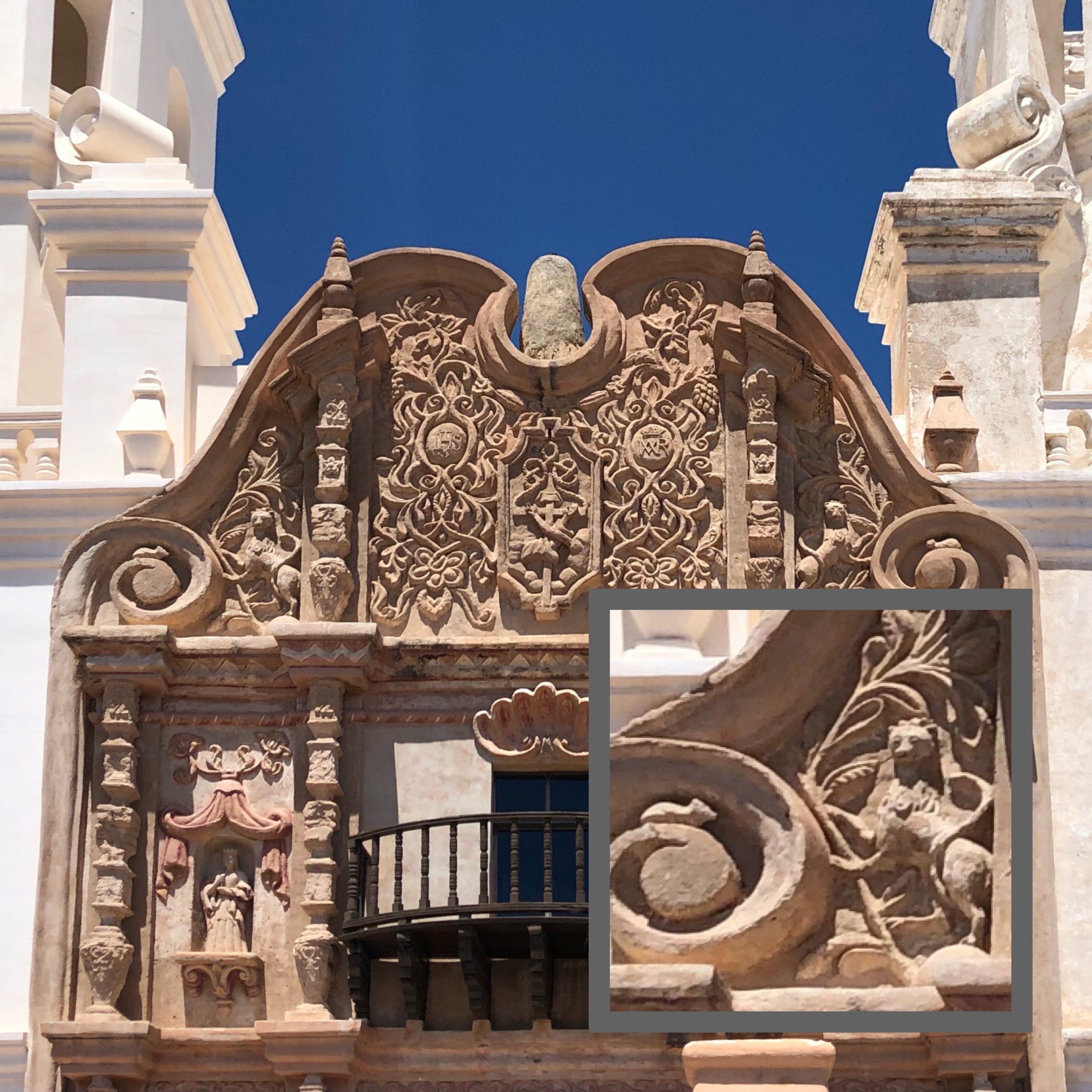 Cat and Mouse sculpted into the facade of Mission San Xavier del Bac